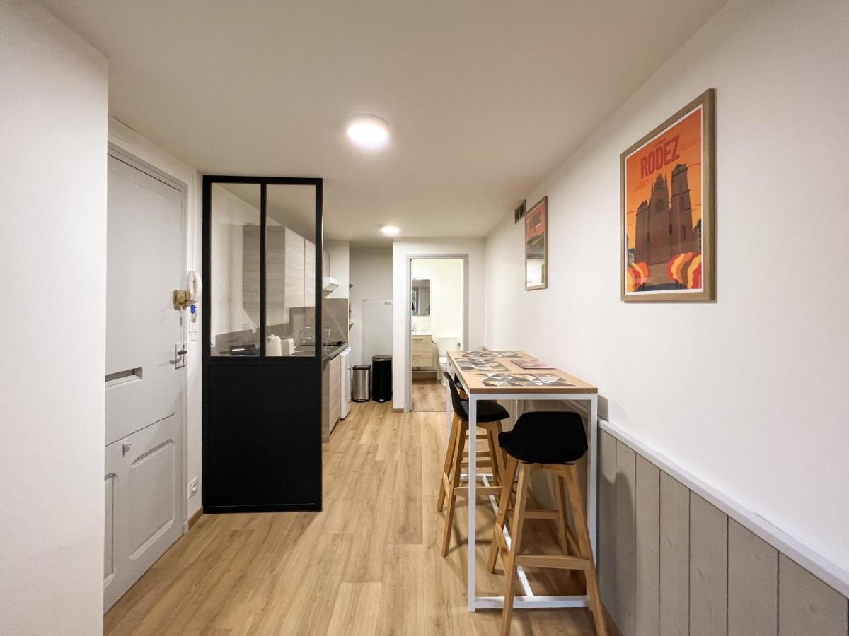 Le Place Du Bourg Appartement T2 Centre Historique Rodez Exteriör bild